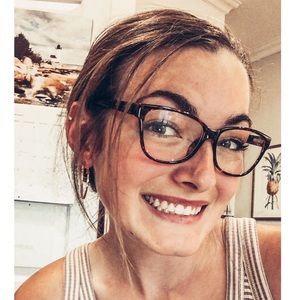 Meet your Posher, Madeline